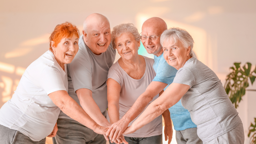Des personnes âgées heureuse et en forme.